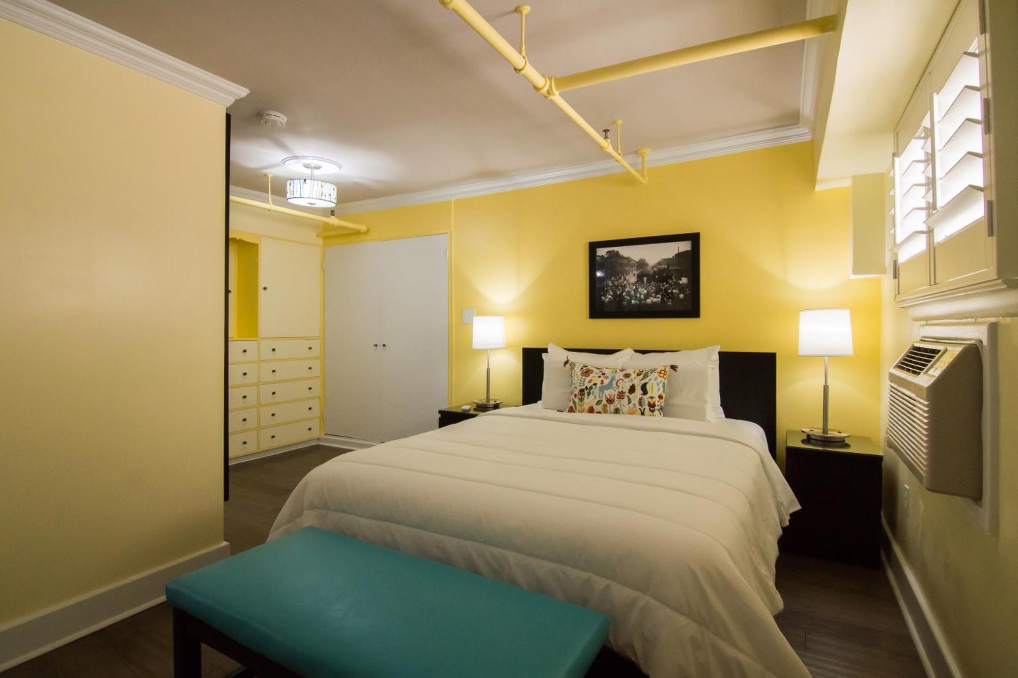 The Sherman Inn เบทส์วิลล์ ภายนอก รูปภาพ