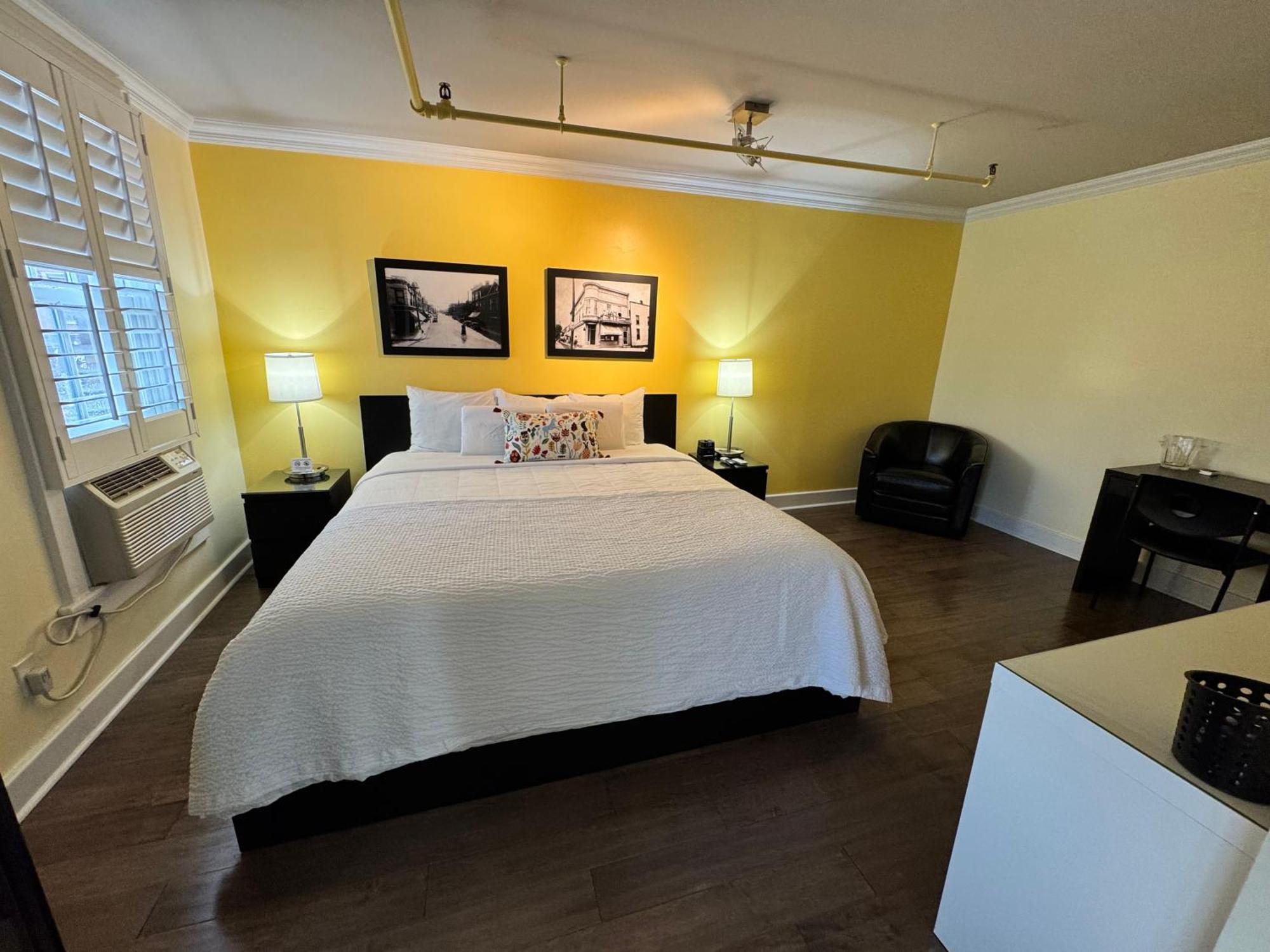 The Sherman Inn เบทส์วิลล์ ภายนอก รูปภาพ