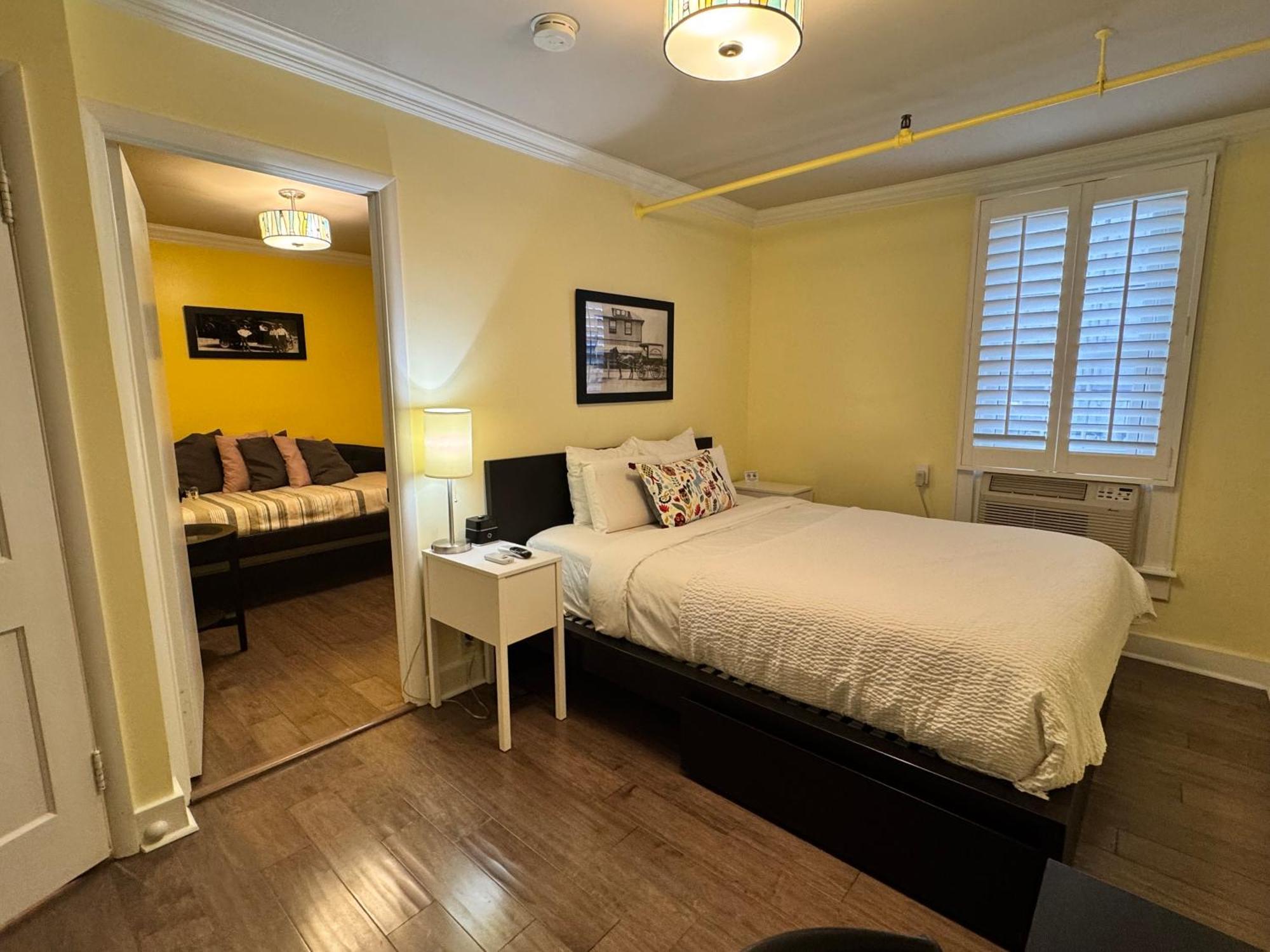 The Sherman Inn เบทส์วิลล์ ภายนอก รูปภาพ